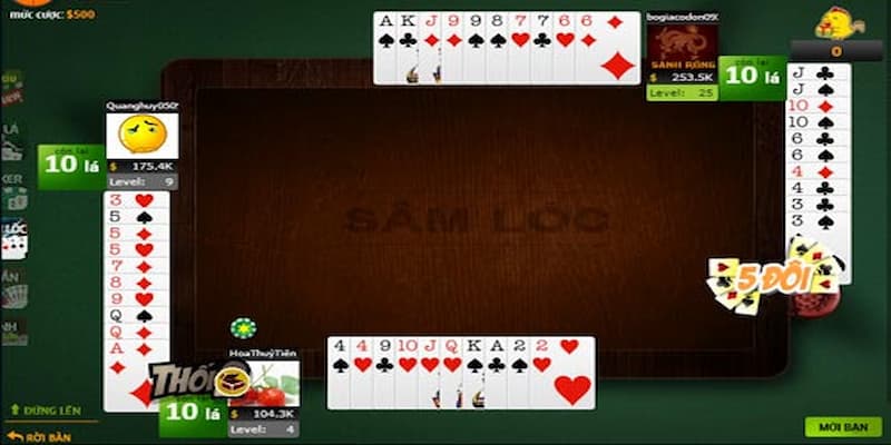 Xây dựng bộ sâm mạnh là mục tiêu của game